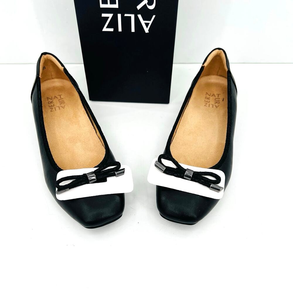 Naturalizer Corin women’s black leather ballet flats with bow